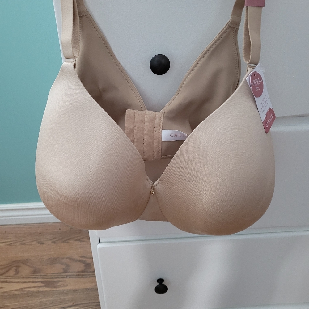 NWT Plus size Bra
